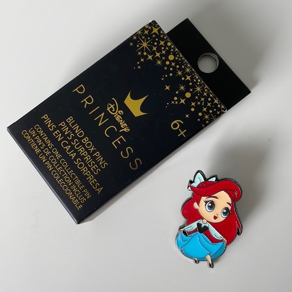 Ariel Blind Box Collectible Pin - Picture 5 of 6